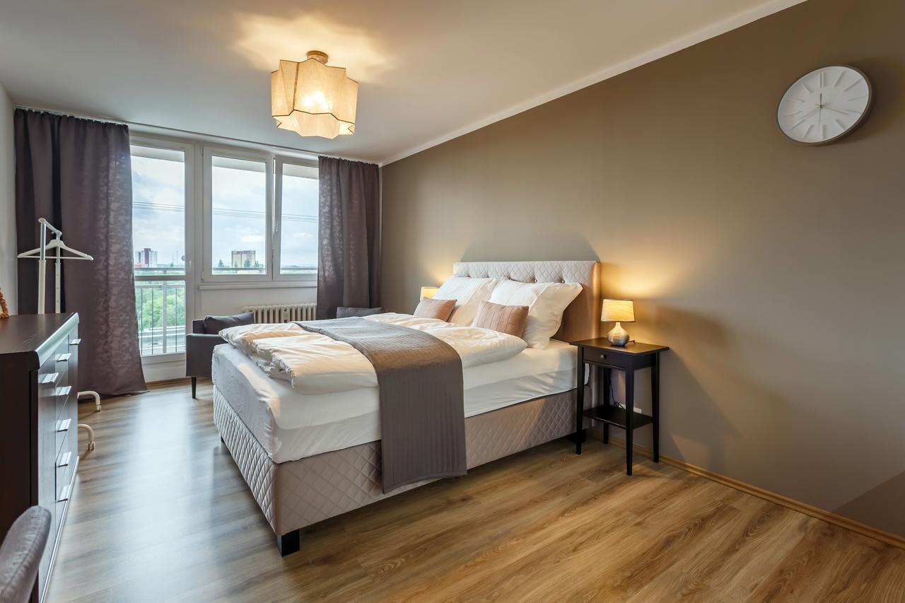 Golden Apartments Острава Екстер'єр фото